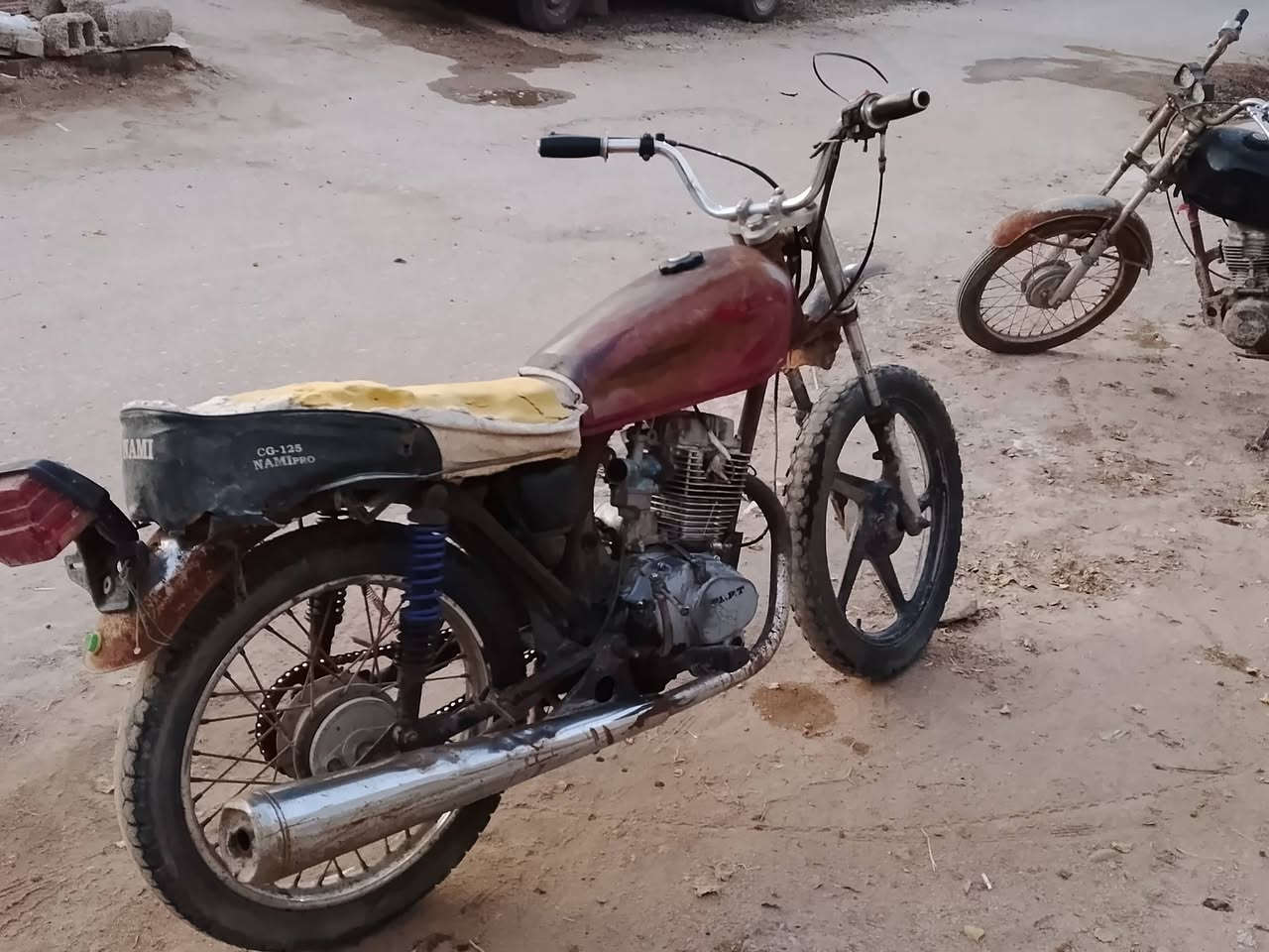 دراجه البيع مكاني كميت ***********
