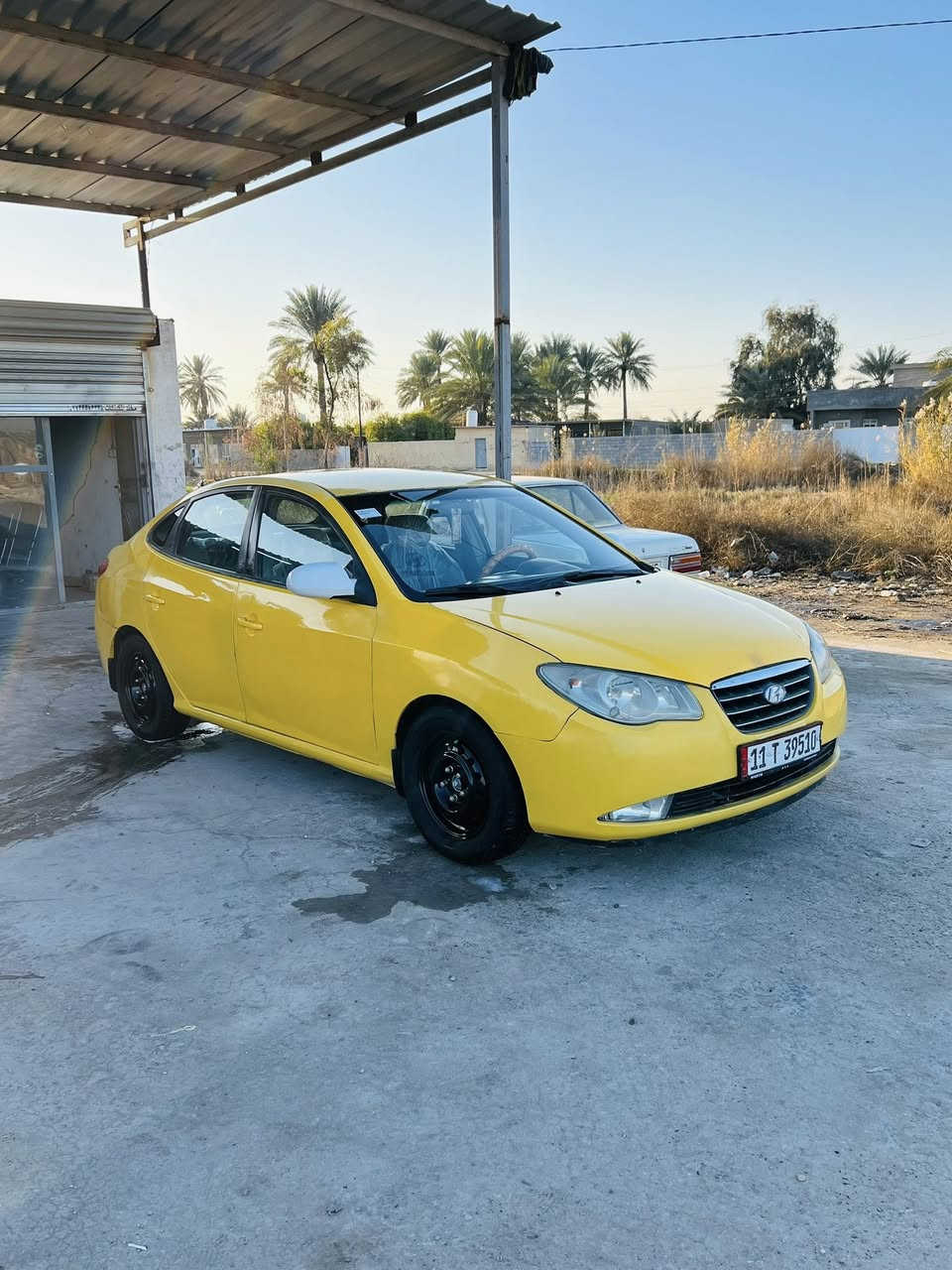 سلام عليكم للبيع النترا موديل 7 امريكي حادثها جاملغ وباب وصفحه الغد بدون تكمه بدون كص نفسه بلادي باقي سياره ليبل واحد سياره حلوه وجازه مكينه ٢٠٠٠ حاويه جديده وكير هم جديد صدر جاهز تبريد ثلج كهربائيات جاهزه تراي يخبل دوشمه داخل جلد رقم جديد هزه جديده مصفر هيئه وغرامات مابيها اي نقص كبل للشارع مكاني بغداد اليوسفيه السعر 82 رقمي ***********
