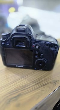 كاميرا كانون D6 • عدسة 50 1.8 • بابل