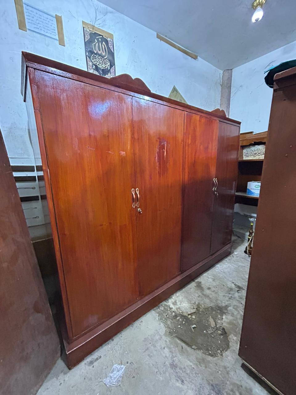 كنتور 6بوب حطاطة السعر240الف
كنتور 4بوب حطاطة السعر 200الف
كنتور 3بوب حطاطة السعر 140الف
كنتور بابين حطاطة السعر 100الف
بوفية 3مترات حطاطة سعر 125الف
بوفية مترين ونص حطاطة السعر 125الف
بوفية متر و10حطاطة السعر65الف
العنوان التاميم القادسية الاولى شارع المشاتل 
للأستفسار***********
