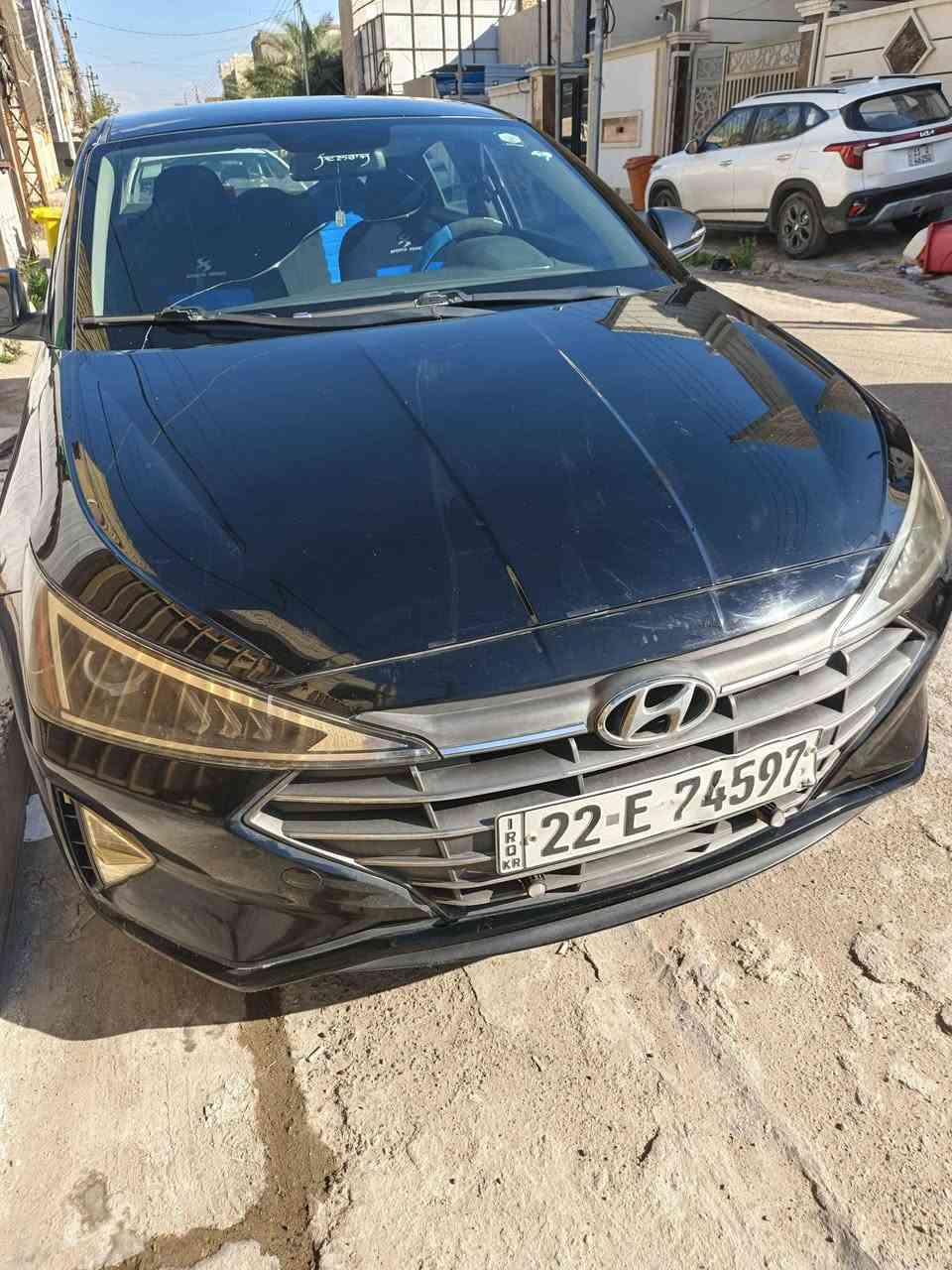 للبيع — هونداي النترا 2020  
بدون مراوس للبيع فقط نوع SEL
🔹 اللون: أسود  
🔹 رقم الألواح: أربيل  
🔹 وارد: أمريكي  
🔹 حادث: جانبي فقط (مرفق بالصور)  
🔹 لا يوجد حادث داخل العراق  
🔹كير AT المرغوب 
🔹ماشية 100 km 
🔹السيارة باسمي وتحويل مباشر  او تريد وكالة تجيك 
🔹المواصفات والنظافه واضحه بالصور  وعليه ادامه كامله 

💰 السعر: 125  ورقة 
📍 السيارة نظيفة واستخدام منزلي
الموقع شهداء البياع 

للاستفسار /  *********** بغداد, العراق

