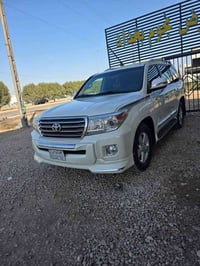 لاندكروز • ٢٠١٤ • ١٤٧٠٠٠ كم