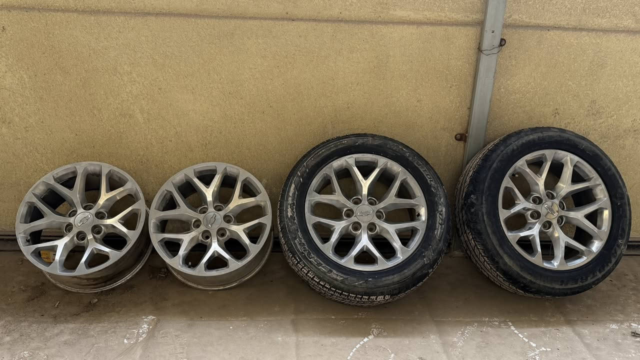 السلام عليكم للبيع تخم ويل عنكبوت حجم 20 مع تايرات 2 نضيف جداً سعر ب 400 دولار عنوان بصره ***********
