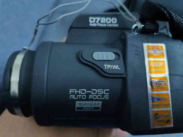 سلام عليكم 
كامرة POLOللبيع 
بعدهة جديدة ممستخدمة 
للاستفسار ***********
