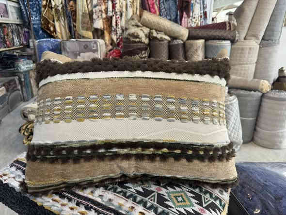 🌧️جديد الموسم الشتائي🌧️ 
🎗️ وجه مخدة فرو بوهيمي قياس 70*45 🎗️
      
للحجز والاستفسار مراسلة بريد الصفحة 📩
او التواصل عبر واتس ***********

🚐🚐تتوفر خدمة التوصيل🚐🚐

العنوان/ديالى جلولاء قرب سوق الجمعة
