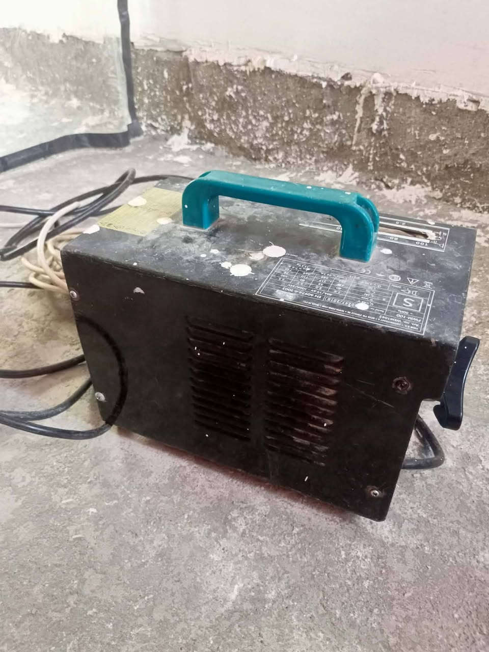 جهاز لحيم البيع نضيف مابي اي عيب سعرة 75 بي مجال مصيط عنوان كركوك شراي خابر ***********
