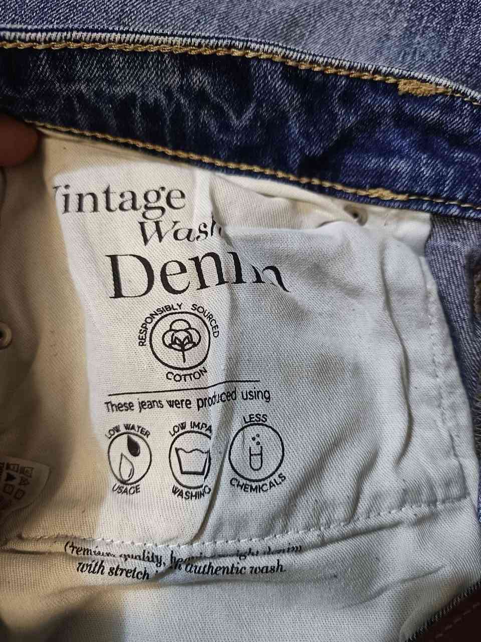 جينز M&S
براند بريطاني اصلي 
جديد ممستخدم
قياس الكمر ٣٦ طول ٣١
للحجز مراسلة الصفحة


**إذا كنت صاحب هذا الإعلان وتريد حذفه لأي سبب، رجاءا أرسل رسالة إلى الدعم الفني**