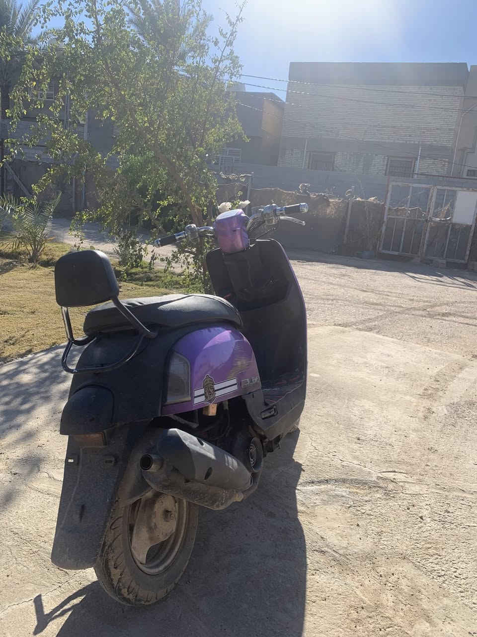 دراجة ماكس بوليس
بوشه ٥٥ الصالنه رياضه كلجات جدد مبدلهن مصار اقل من شهر رايدها ب٦٠٠ وبيها مجال بسسط حك جيه طريق بغداد عامود ٥٤ 
***********
