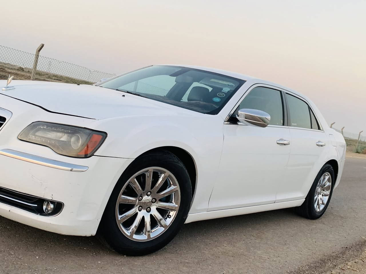 سلام عليكم اوباما للبيع 2013 كندي رقم أربيل سنويه منتهيه بيها بنيد مصبوغ وبارد هلال خلفي سعرها 180 بيها مجال الاستفسار *********** بيه واتساب
