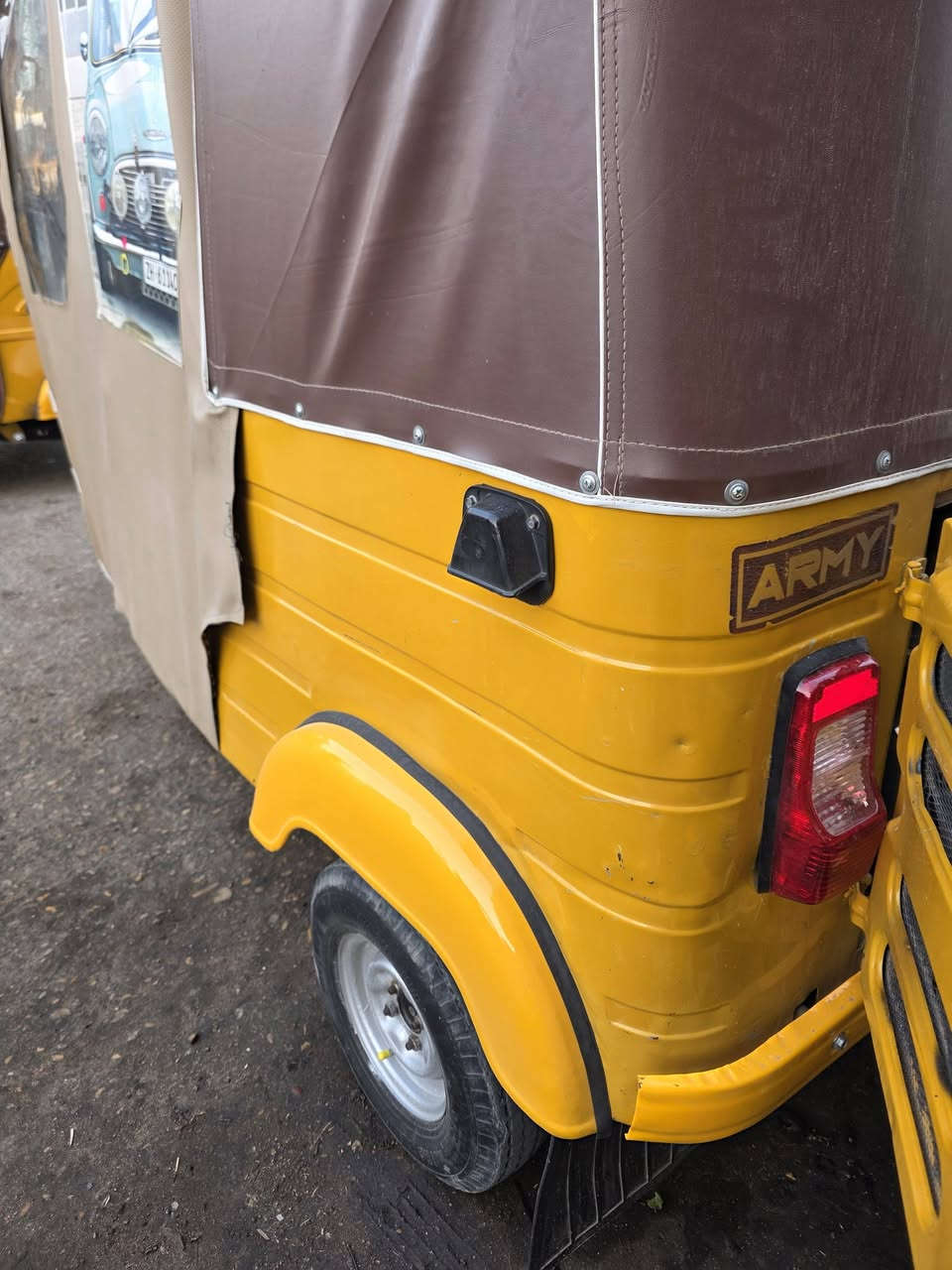 تكتك 19شهر 12اوراق اوراق وكيله شاكر ابو المجر كشرته كفاله ومكينه امدل بوشه وبسمت مكاني اعماره المجر الكبير ***********
