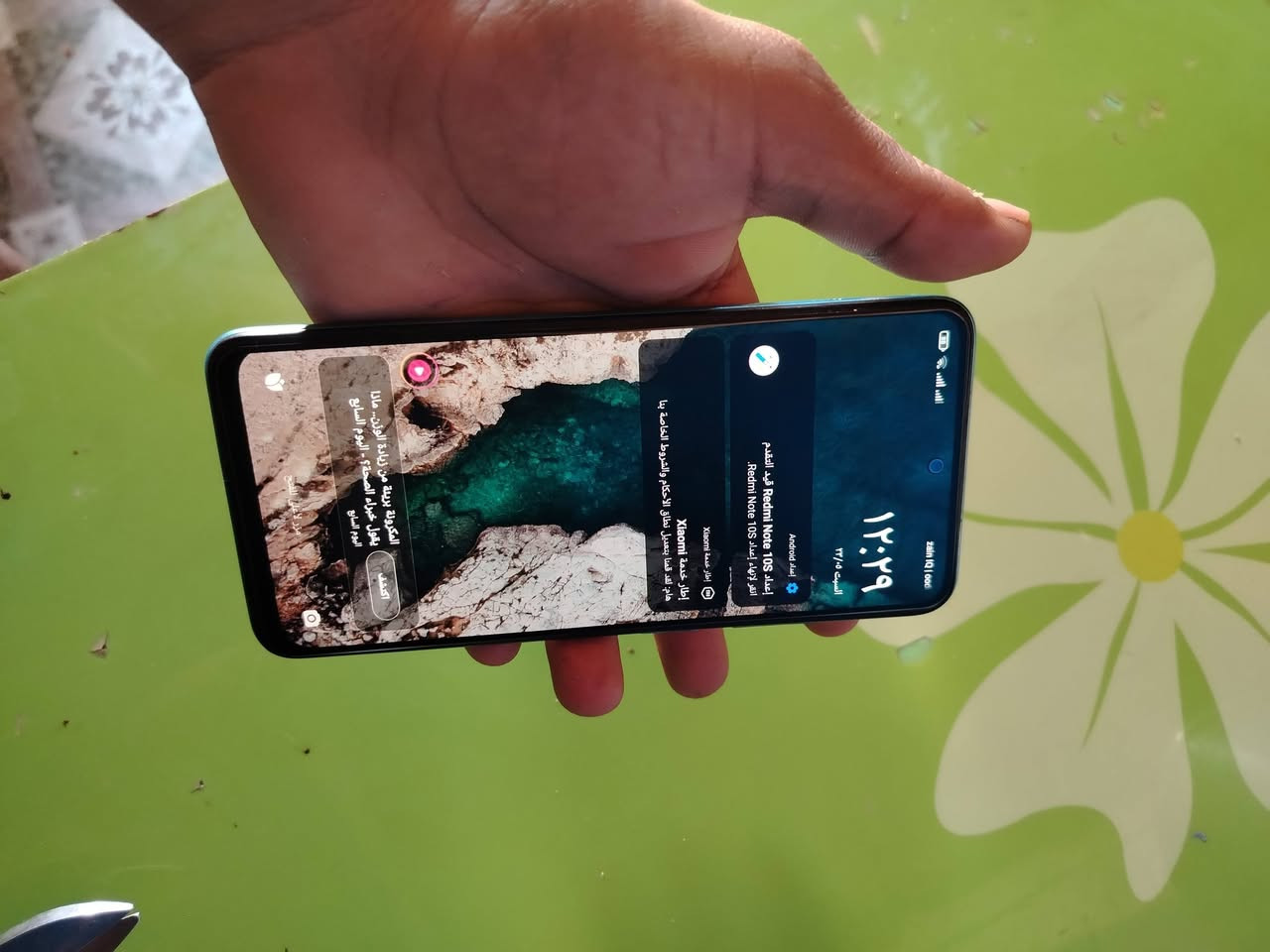 سلام عليكم جهاز ريدمي Redmi Note 10S نضيف  الجهاز ما مفتوح  نهائين  بي فقط الكامره  الاماميه ما تشتغل مدري من العدادات واكفه ماعرف بعد سعره100 بي مجال للشراي مامتواجد علفيس.  ***********

