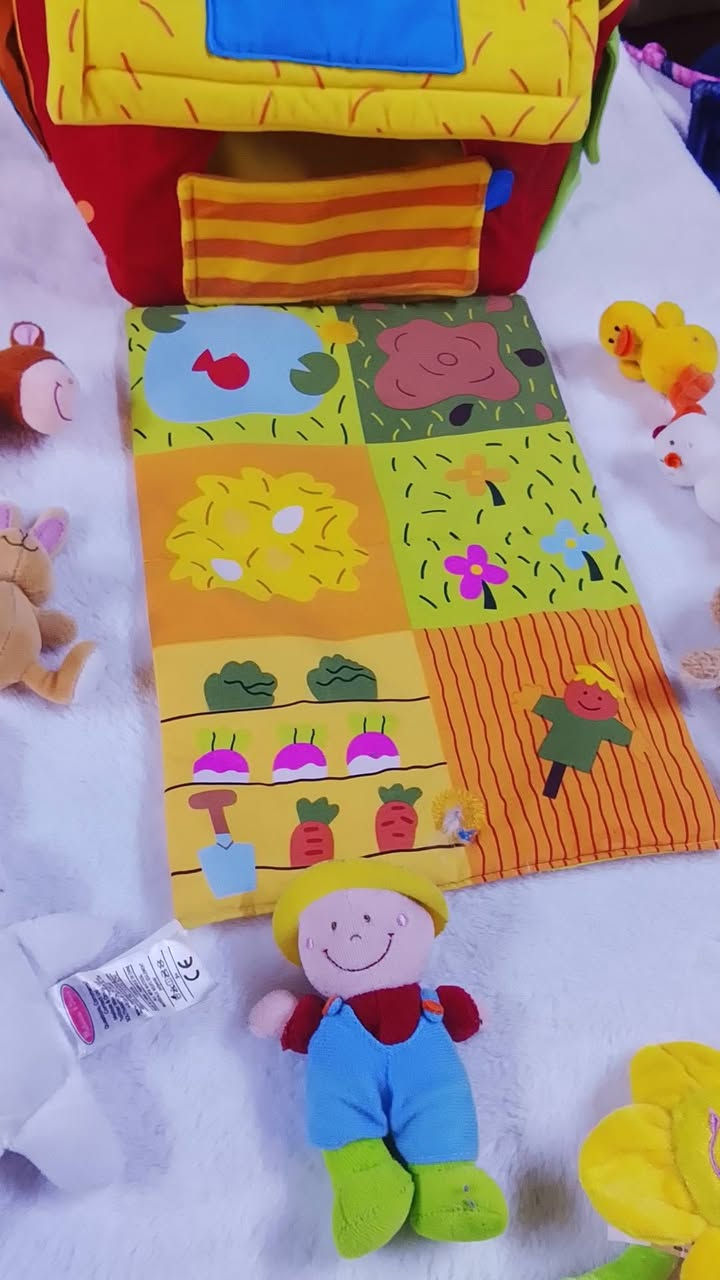 كوخ مع حيوانات ومزارع وقصص من قماش للاطفال
حجزعلى الخاص.. يوجدتوصيل
@إشارة


**إذا كنت صاحب هذا الإعلان وتريد حذفه لأي سبب، رجاءا أرسل رسالة إلى الدعم الفني**
