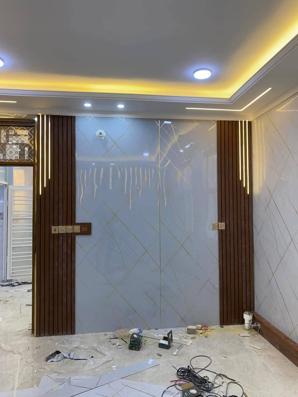 🌙 عرض "رمضان الخير" من كادر حيدر ثاير للديكور الحديث 🌙
بمناسبة شهر الرحمة والمغفرة، بيتكم يستاهل اللمسة العصرية.. جبنالكم عرض ما يتفوت وبسعر تنافسي! 🏠✨
✨ تفاصيل العرض الرمضاني:
• السعر: 35 ألف دينار فقط للمتر المربع! 💸
• الخدمة: نسلمك الديكور كامل ومصبوغ (جاهز ع المفتاح). 🎨🛠️
• الجودة: مواد ممتازة درجة أولى وبأحدث الموديلات. 💎
• الضمان: لأننا واثقين من شغلنا، نعطيك ضمان مدى الحياة على العمل! ✅💯
🔨 خدماتنا تشمل:
كافة أعمال الترميم والديكور الحديث بلمسات فنية دقيقة تناسب ذوقكم الرفيع.
📞 للحجز أو الاستفسار:
لا تتردد بالاتصال بنا، كادرنا مستعد للتنفيذ بأعلى المواصفات:
👉 *********** 📱
كادر حيدر ثاير للديكور الحديث.. ثقة، ضمان، وإبداع بلا حدود! 🌟
