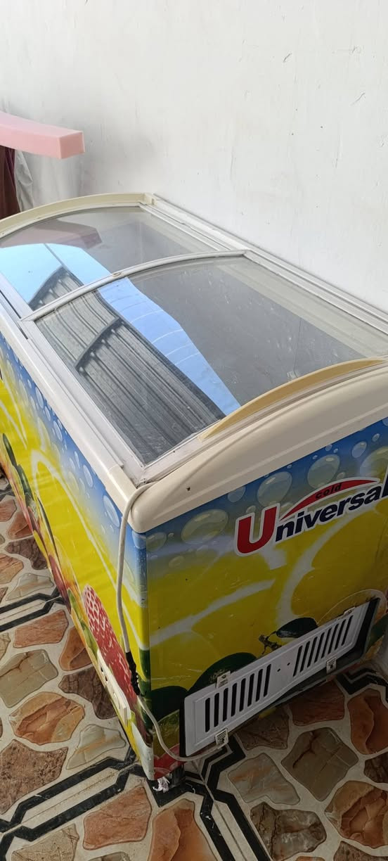 تەباخێک و موجەمیدەیەکی دەرەجە یەک 200 هەزار
تەباخەکە فڕنی ئیشدەکات 
ناوەکەی کامل بۆیاخی حەراری کراوە
 هەموو پارچەکانی پاکراوەتەوە بۆ 10ساڵی تر ئیشی پێبکە 
*********** ڕزگاری
