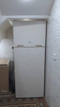 ثلاجه • حجم كبير • استعمال قليل