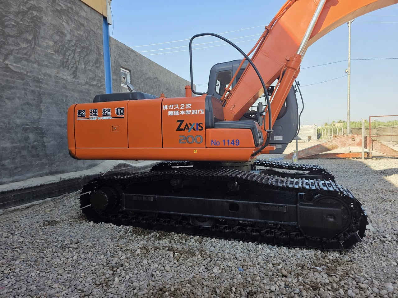 ياالله .السلام عليكم   للبيع حفاره هيتاشي. ZAXIS-200
#موديل 2001
 اصل مسجل بموديلهه رقم وسنويه بصره انكليزي سنويه ل2028
محرك ازوزه بمً ونوزل  مظخه كنترول حداديه  كهربائيات فول شرط تبريد ثلج مكينه جديده.المكان بابل_ الشوملي  للاستفسار الاتصال عل الرقم***********📞
📞***********
