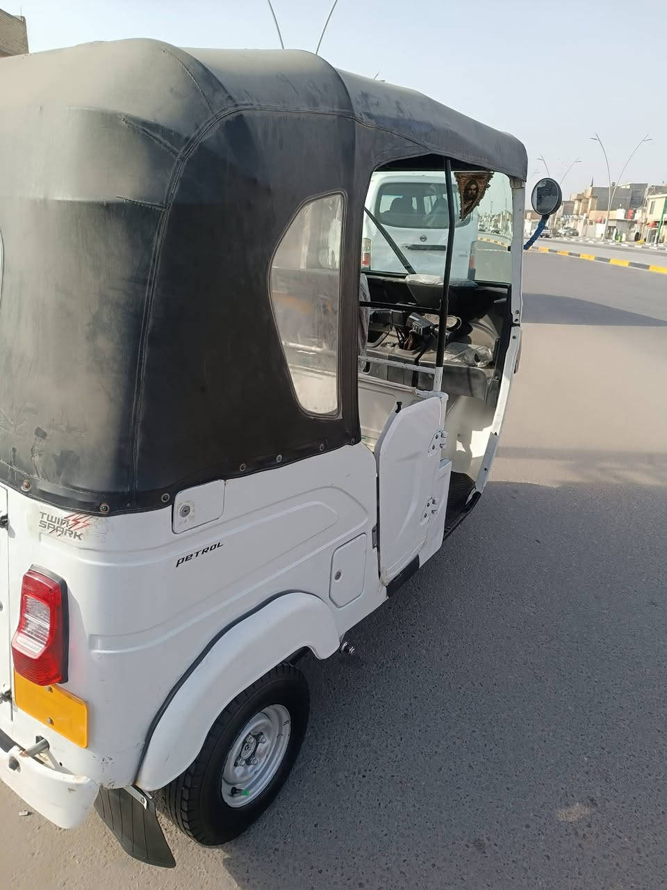 السلام عليكم تكتك 22 رقم وسنويه البدي مكفول من الضربه والمعجون ما عده بس هاذ الشخط موضح كدامكم مكينه مبدل كلجات فقط رايده بـ7و800 وبيه مجال قليل مكاني بصره حيانيه ***********
