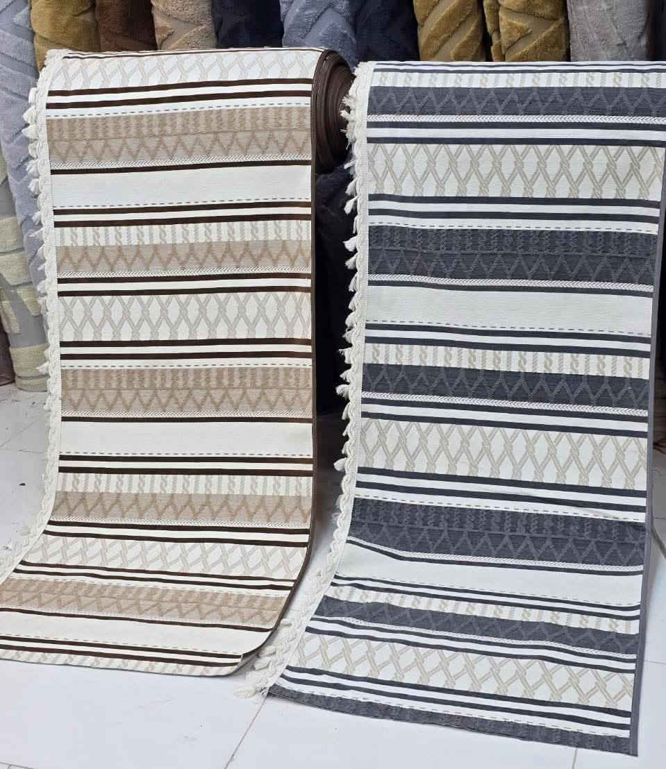 جديدنا :- 
 مفرش-# تخم  بوهيمي اصلي درجة اولى
الثقيل خامه درجه اولى جوكر على تخم القنفات وعلى الديوان يرهم مانع تزحلق حبيبتت الضهر
جدآ راقي (موديل تركي )متوفر الاوان
(  طبق الاصل)
ترهم تخم قنفات او ديوان الأمتار 
..........الملحقات ........
سعر متر 5 الف،،،،، 
يوجد توصيل 
بغداد و كافه المحافظات
للحجز والاستفسار يرجى المراسله على الخاص
 او ع واتساب *********** 
العنوان ديالى جلولاء قرب سوق الجمعة
