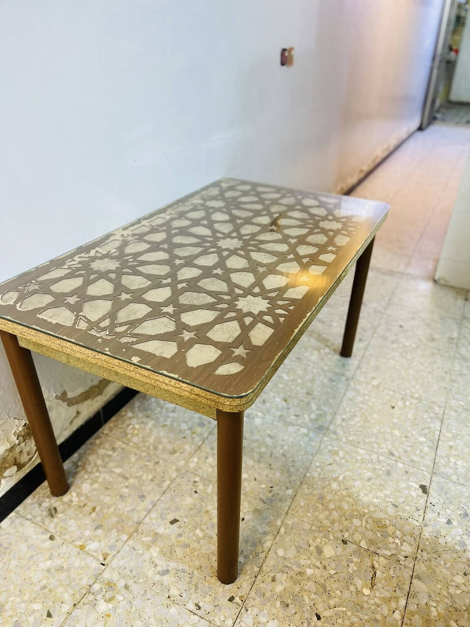 سلام عليكم ميز طعام للبيع بدون كراسي مكان بغداد العبيدي لاستفسار ***********
