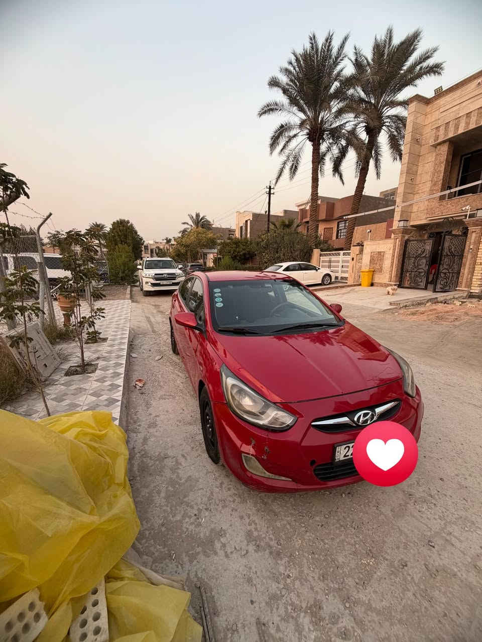 السلام عليكم. اكسنت ٢٠١٦ كارتووون. ادوووات كص. جنطة  مكينه ١٦٠٠   كير ومكينه وتبريد. وتدفئة كفااالة. تخم تاير جديد السيارة جاهزه كبل للشارع  متومه طبق الاصل بيهه لوحات اصلية.  مكانهه بغداد رايدهه ب ٤٥ . ***********
