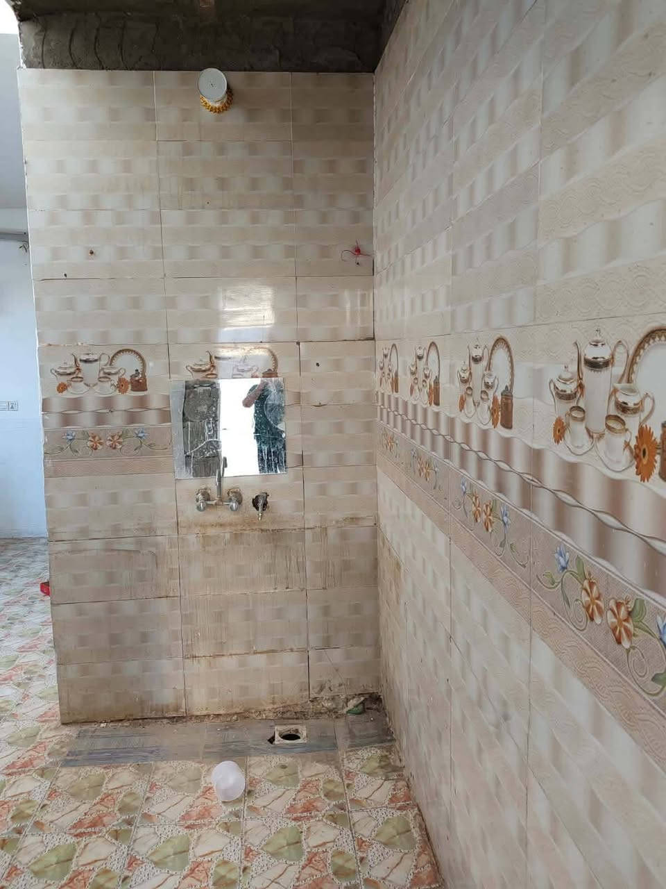 (ع.. 397 )
بيت للايجار  (100 متر) حي الوفاء مقابيل الجزيره قرب جامع فاطمة الزهراء
سعر الايجار  300 الف 
يحتوي على طابق واحد
غرفه  مطبخ   صاله  استقبال


**إذا كنت صاحب هذا الإعلان وتريد حذفه لأي سبب، رجاءا أرسل رسالة إلى الدعم الفني**