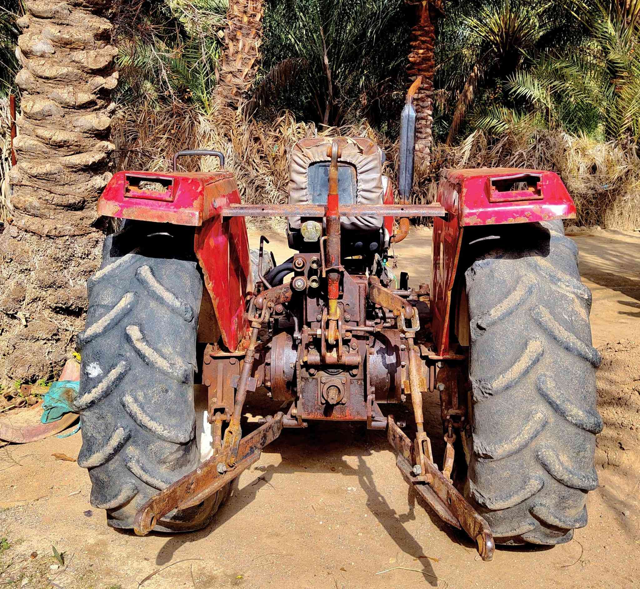 سلام عليكم مكينه للبيع صيني يوجد ورهه.رفاسه. فدان . ديجر .خرماشه .مرازه
العنوان واسط نعمانيه للاستفسار الاتصال على رقم ‏‪0773374 4676‬‏
