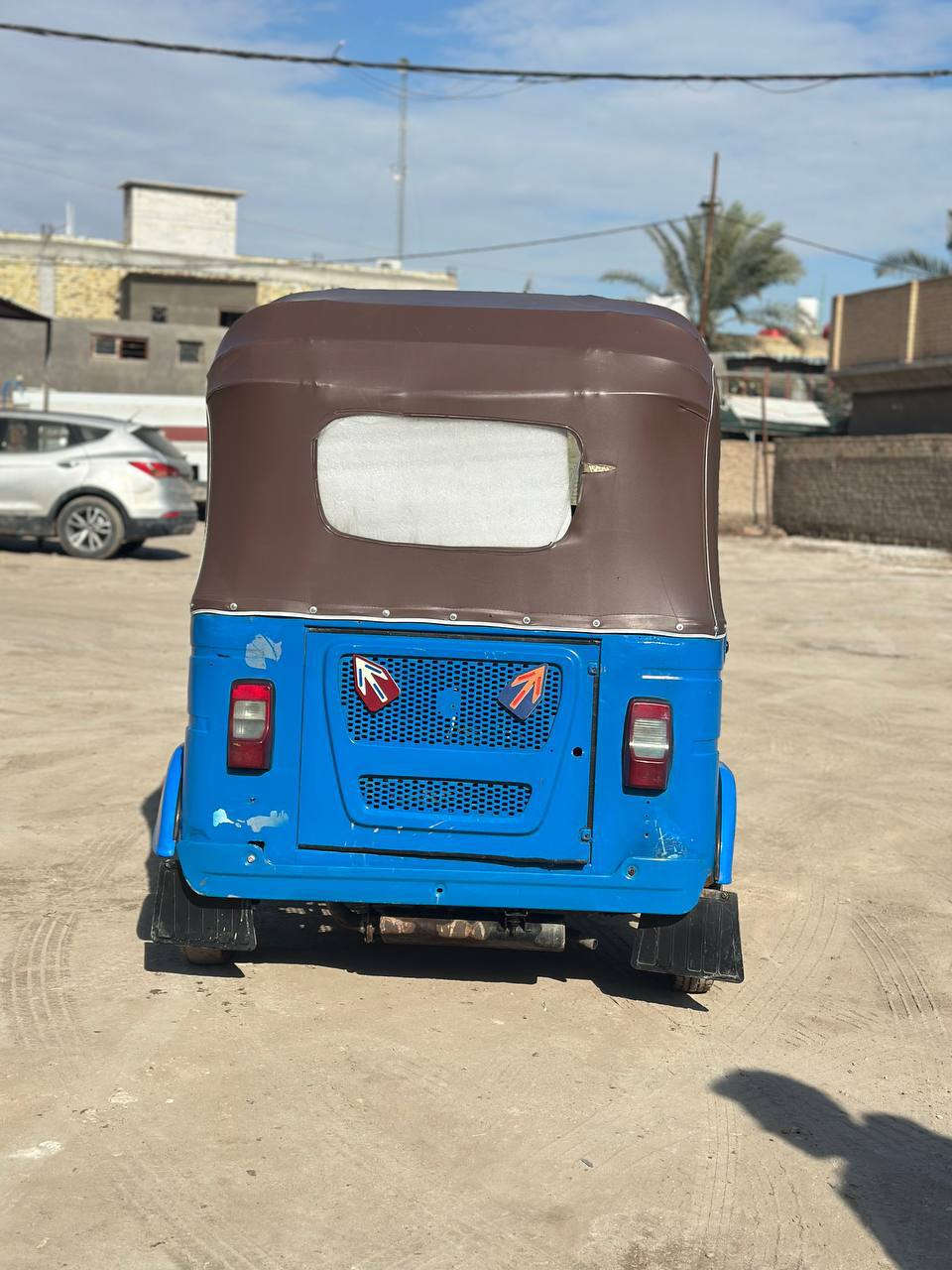 السلام عليكم..تكتك البيع موديل2021 مكينته مفتوحه تكتك نضيفه خير من الله أوراق أصولي ماشين بل معامله مال رقم وقرص طالع مالته .. رقم الهاتف(***********)
