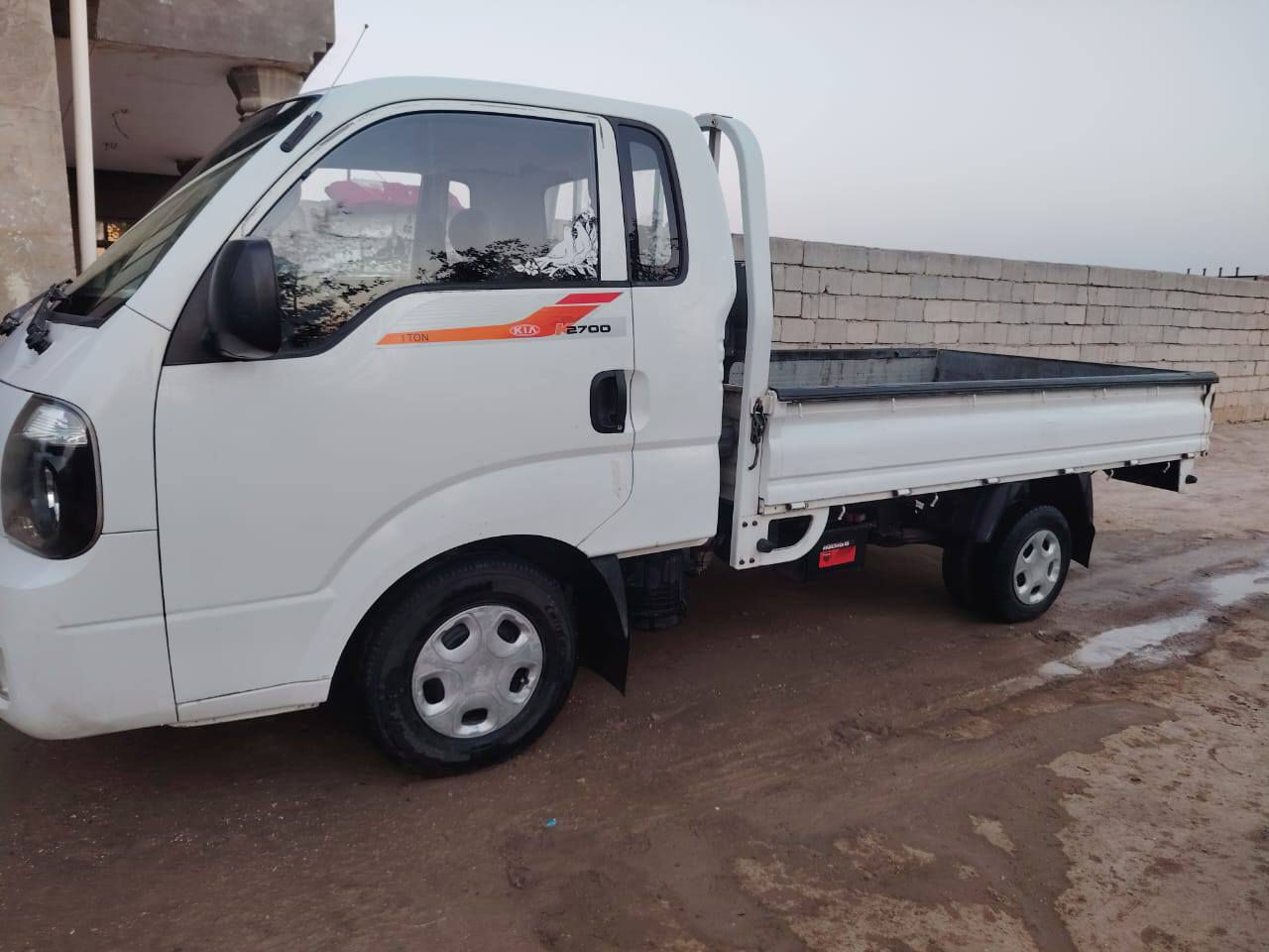 اسلام عليكم اللبيع كيه الفين وسبعميه موديل 2015 رقم بابل مشروع وطني تحويل مباشر اسياره مكفوله كفاله عامه رقم الهاتف ***********+***********
