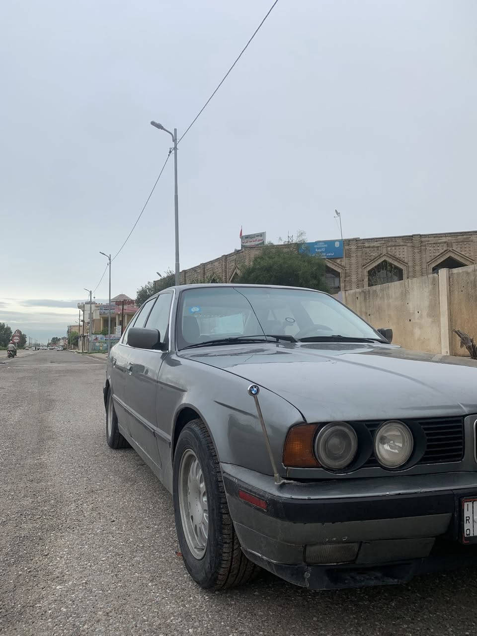 السلام عليكم للبيع BMW
حجم 520 موديل 1989 محرك وكير وتحويل كلها ابشرط 
السياره عليها ادامه كامله اترايك وين متريد السياره بدون ضرر فقط صبغ جماليه صبغها جديد غرفه نضافتها 90‎%‎ وايرمنيتها كلها شغاله السياره شغل وطلع كلشي ميعوزها السياره متعوب عليها السعر 52 وبيها مجال للستفسار اكثر 
***********
