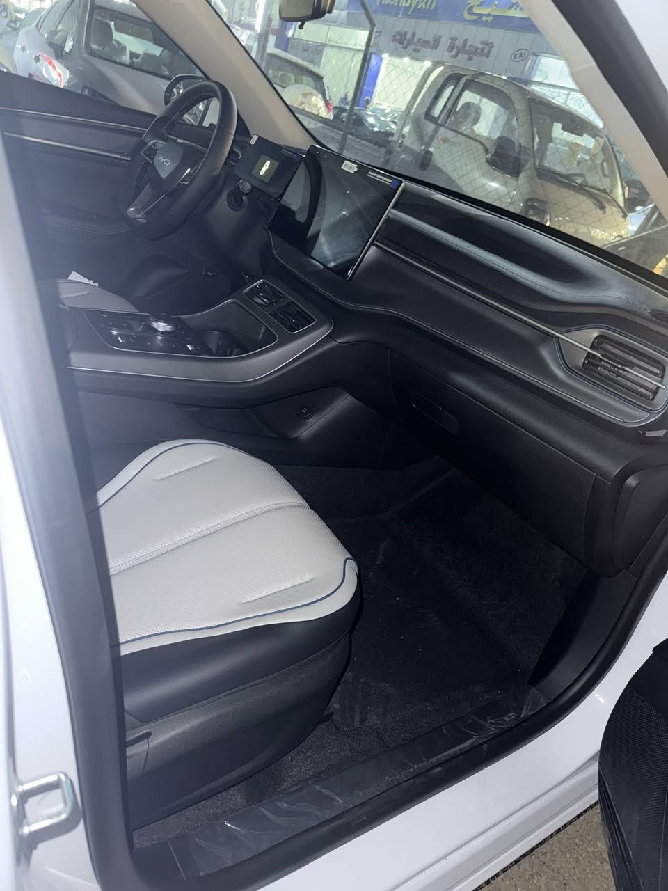 دستروي زيرو مرقم بغداد وجاهزه سنويه ولوحات 
العنوان بغداد البياع 
***********
