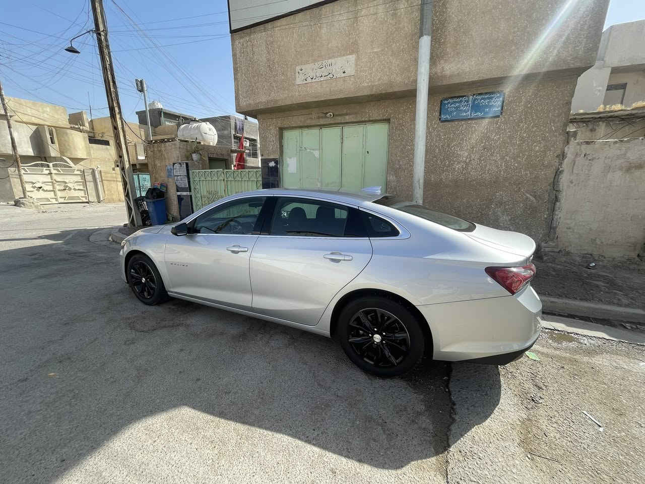 السلام عليكم ماليبو 2022 ماشيه 110 الف (كيلوو)LT شاشه بصمه تشغيل عن بعد رقم اربيل بأسمي بيها قطعه وحده بس (بنيد بدون دواخل يعني الراديتر بلاد مالتها فقط البنيد مثل ماموضح) ايرباك فقط الستيرن ومرجع سستم السيارة بيها ادامه كامله اي چيك مابيها دواخلها نضيفه شهداء البياع 
*********** بغداد شهداء البياع السعر 118 بيها مجال بسيط السيارة تسوه اكثر من حكها بل نسبه لنضافتها تحياتي
