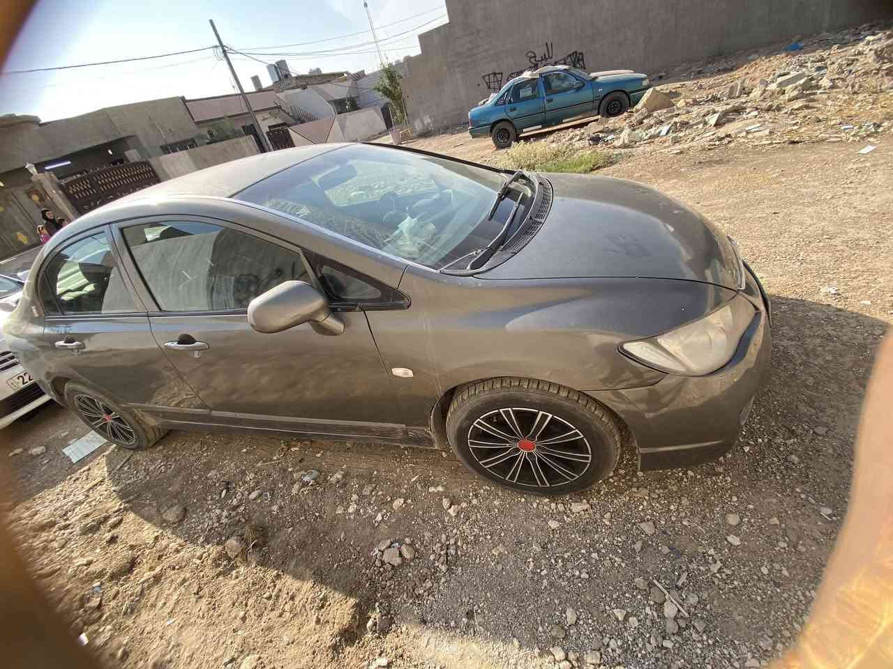 السلام عليكم سيارة هوندا سيفيك موديل2008 سنوية لل2024 محرك 18لاصرف ولابخار بيها بارد من طرف السكن البنيد سياره كير اوتو صبغ حزام شرط التحويل  والوكالة
 

بيع او مراوس شعندك اعرضلي  
استفسار***********
