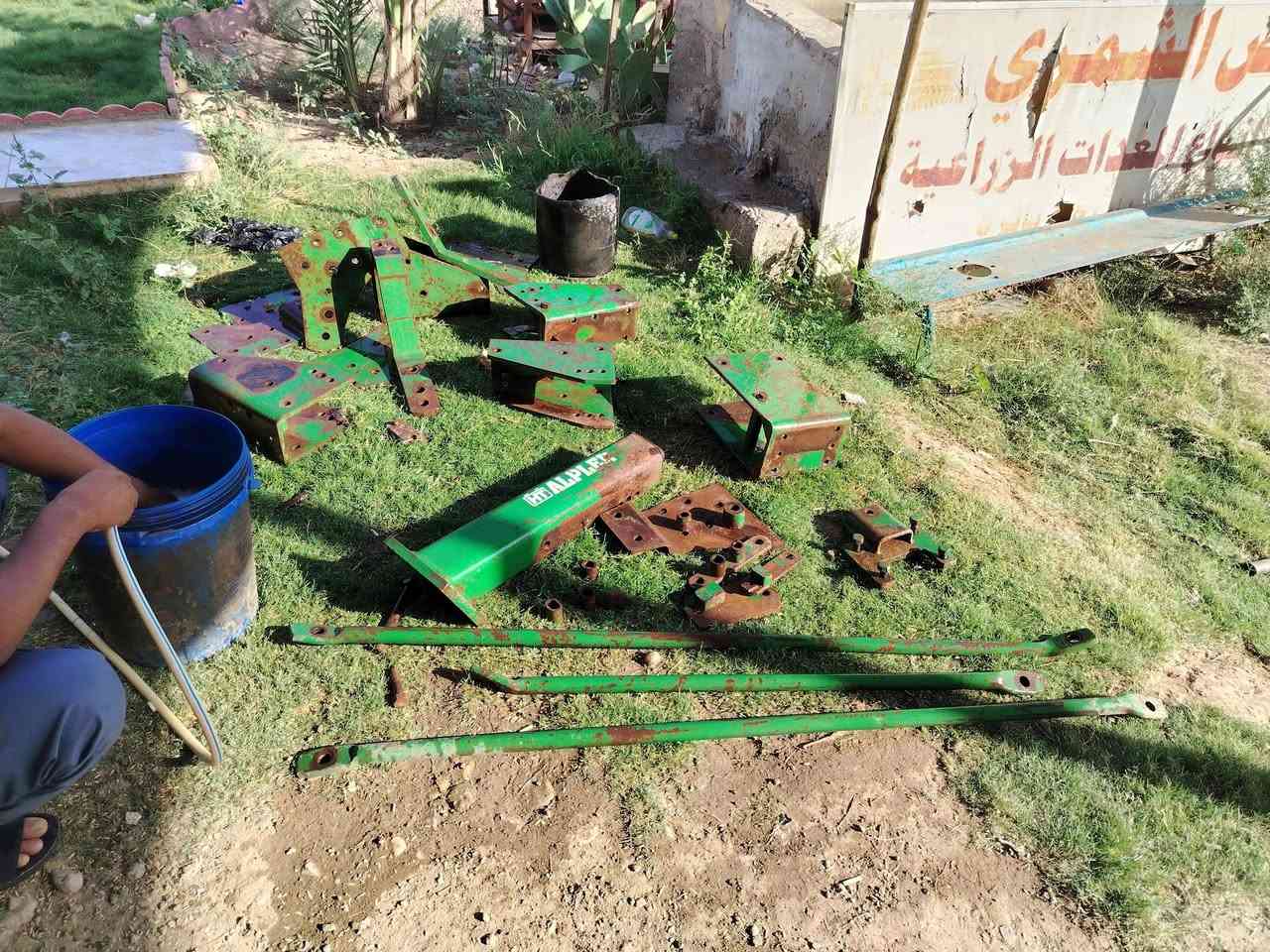 للبيع فدان تفصيخ البلير تركي في العزيزية ***********(***********
