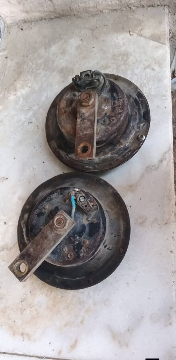 السلام عليكم هورنات جنح الماني
نضيفات ماملعوب بيهن 
مكاني بغداد التاجي 
الشراي يخابرني
رقمي *********** واتساب
