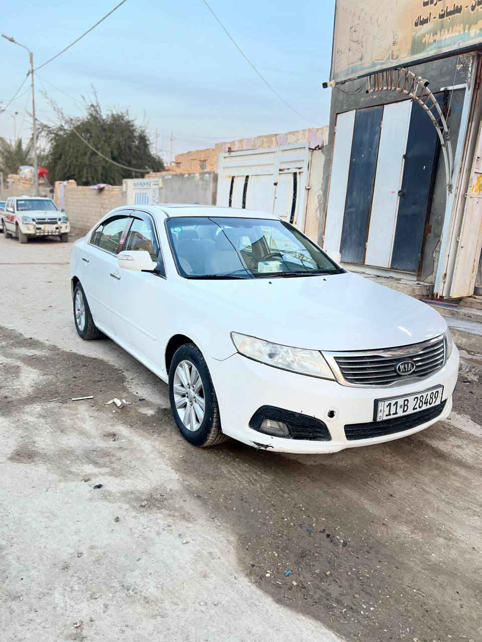 بيع سريع. اوبتما 2010 خليجي.         السعر 109 وبيه مجال للطيبين بيه 3 قطع صبغ مكينه وكير وحداديه وتبريد وخم تاير كل كفاله شرط رقم دولي بغداد بسمنه اشاير بل مري بصمه تشغيل بصمه ابواب تحكم استيرن بني رامه فول السياره ماتصرف عليه الف دينار.  وبالعافيه عليه الياخذه اسخدام شخصي مال بيت 
العنوان الديوانيه
***********
