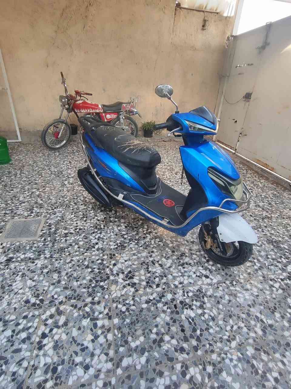 سكنس البيع  جاهزه من كلشي بس الكشن جارد وهاذه رقمي ***********سعر350بيها مجال
