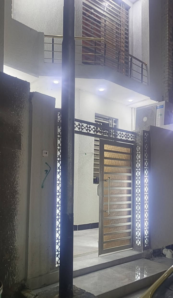 دار للبيع طابو صرف المساحه 100 م حي الموضفين الاتصال ***********
