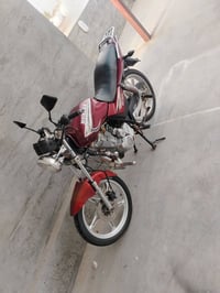 هيوشه • ٢٠١٧ • أوراق