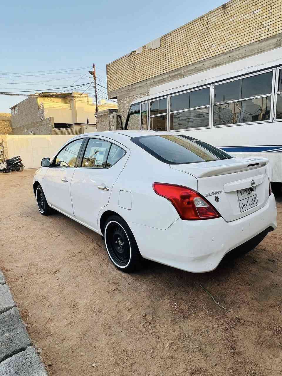 للبيع نيسان صني هندي موديل 21 
مكان السياره نجف للستفسار ***********
