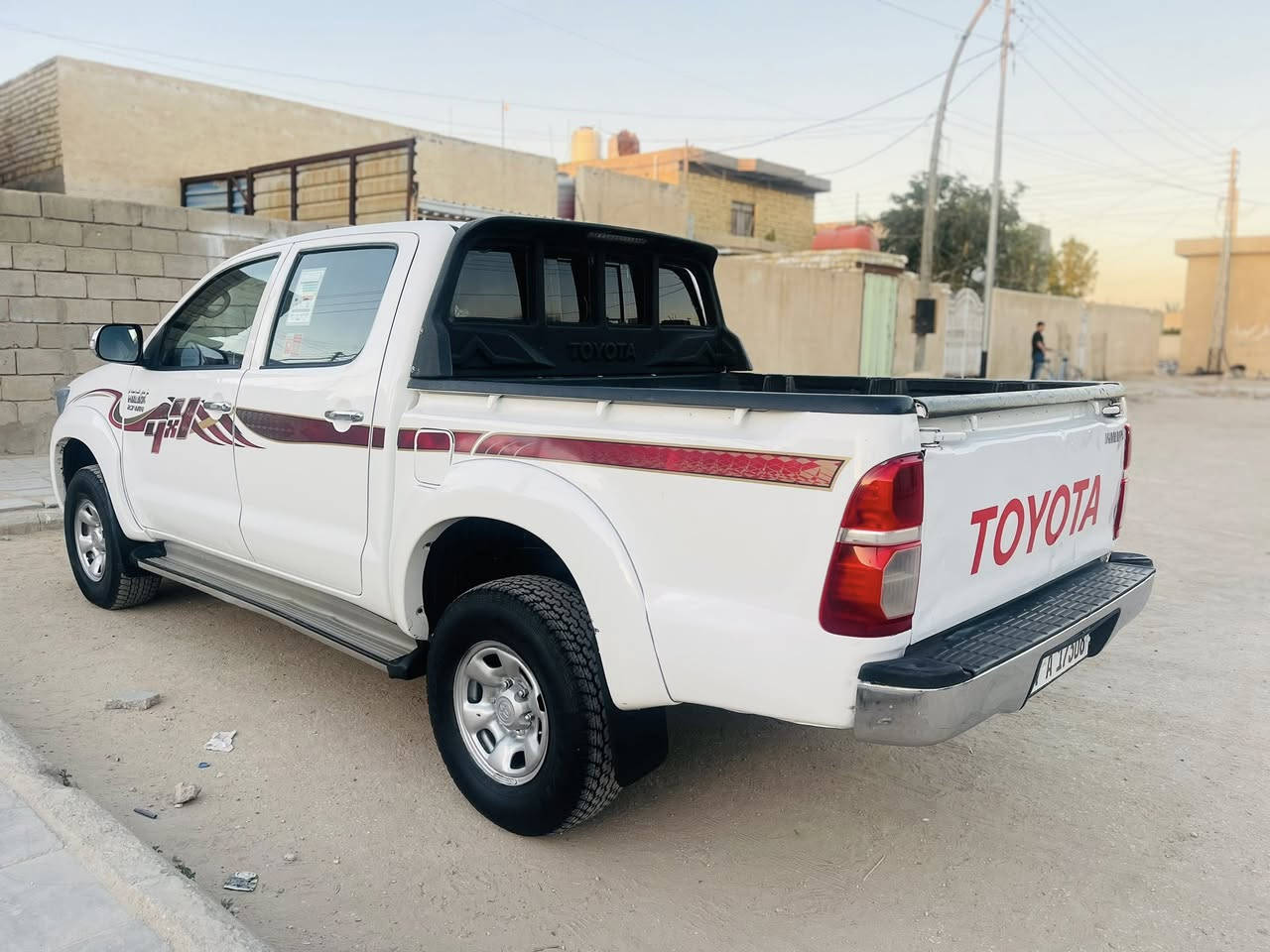 السلام عليكم بيكم فورويل 2013 اسعودي اوتماتيك رقم مثنى دولي بسمي تحويل ثاني يوم سياره جديده وجاهزه من كلشي مكينه كير تبريد حداديه تخم تاير ماعايزه شي سياره بيهه بنيد فقط والباقي كفاله السعر172 وبيهه مجال بصيط استفسار*********** عنوان سماوه مركز✅
