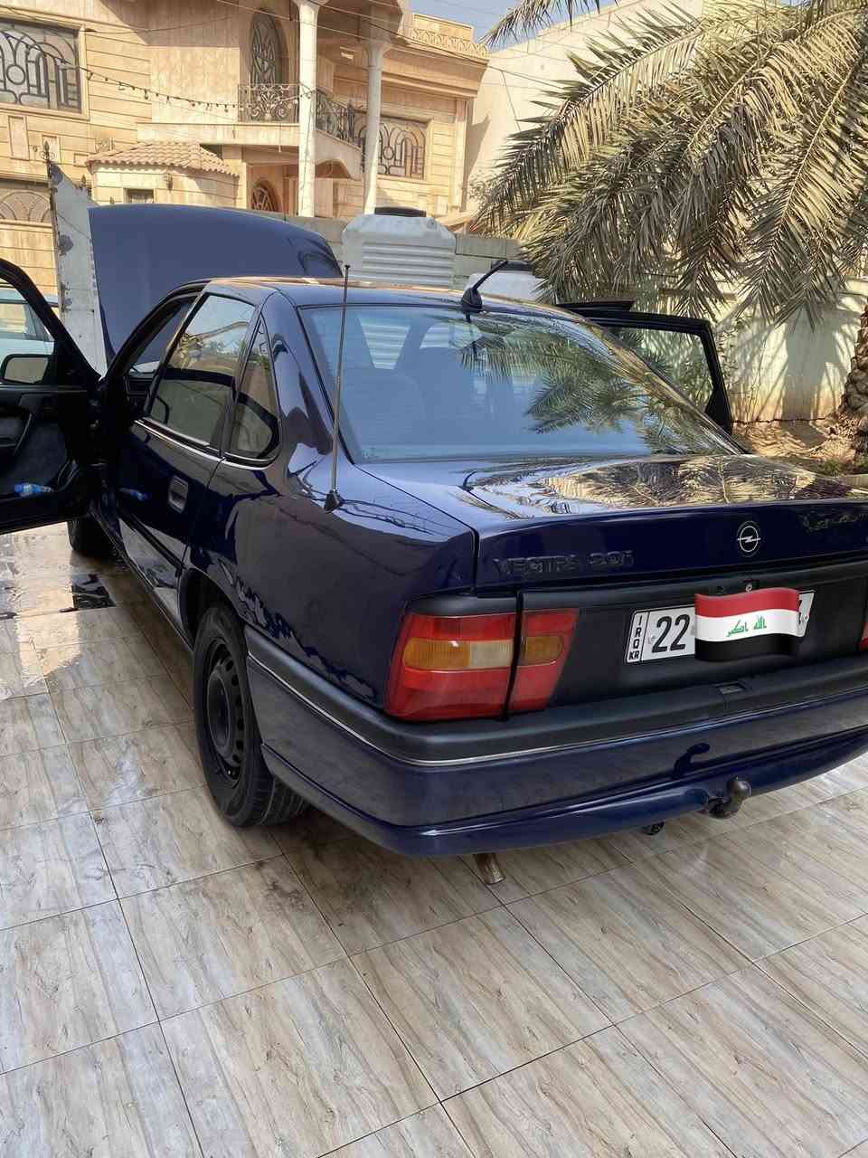 السلام عليكم اوبل فكترا موديل 1994 گير عادي  جام كهرباء تبريد بلادي السيارة جديدة على وضع الشركة مكفولة حته من الصبغ رقم اربيل انگليزي شرط التحويل حجم المحرك 2.0 السعر 48 ورقة مكاني البصرة 
***********
