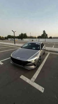 هيونداي- [النترا] موديل- [2023] وارد-[امريكي] لون السيارة-[شمباني] الس...