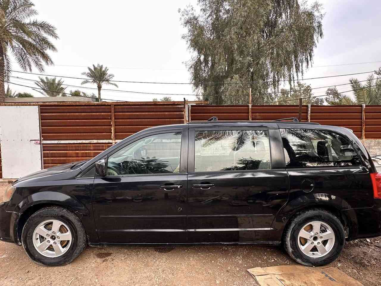 اعادة نشر بسبب الوعود الكاذبة السلام عليكم رمضان كريم عليكم سيارة دوج كرفان
من رخصة الادمن 
 
موديل 2012 محرك 3600
6سلندر 

حادثها في امريكا موضح بالصور

وحادث بالعراق جاملغ خلفي 

🔴كير مكينة كلة جديد

بيبان سلايت كهرباء +صندوق كهرباء ⚡️ 

تايرات جدد 

تبريد 3 قطع

كشن كهرباء والباقي بلع

جام كهرباء
 
موبايل ***********
السعر 118 وبيها مجال
