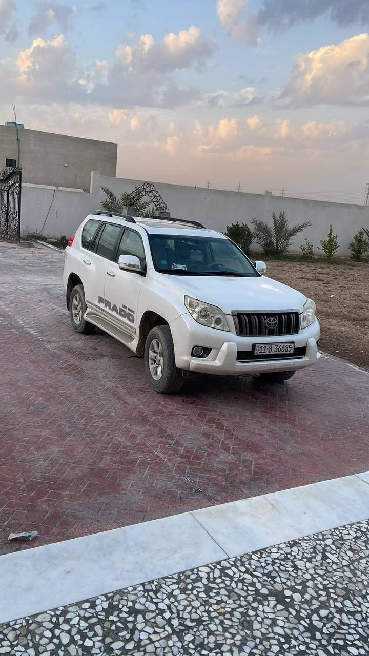 سلام عليكم 
برادو موديل 2012 ماشي ١٦٠ كيلو
 مكفوله كفاله عامه ماعده رصعات ثنين صغار 
السياره فول مكينه ٦ سبعه راكب 
مكاني بغداد التاجيات
 السعر ٢٨٠$
***********
