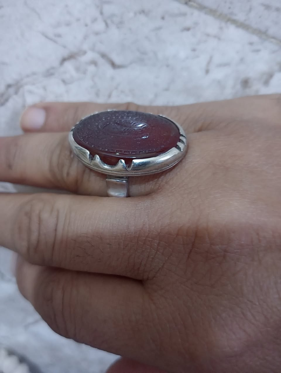 خاتم يماني للبيع ذمه مخطوط اية الكرسي المباركة 
***********
