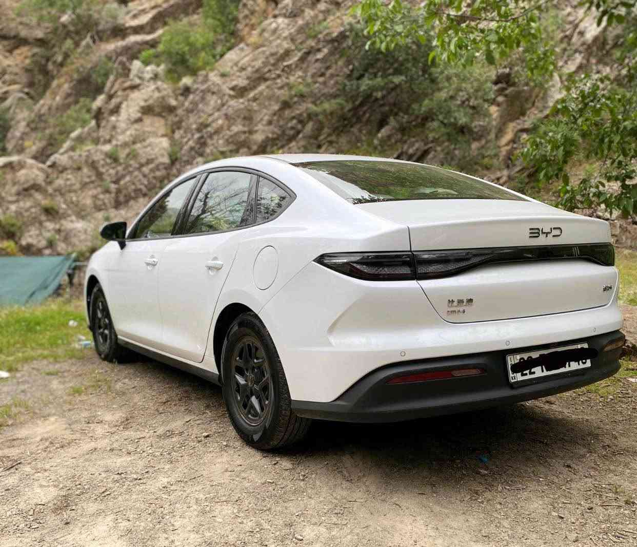 BYD SEAL 05 2025 
بی وای دی سیل 05 رەقەم هەولێر 7000 رۆیشتیە ئەشیاو شەحنی بیلادی دەرگای پشتی سەکن لێخشانەکی هەیە شوختە لە رەسمەکە دیارم کردیە بێ سبوغ و تەعدیل تەزرە بەشەرت ما باقی دەعامیش بەشەرت لە هەولێرە نرخی ١٢٩ و مەجالەکی زۆر کەم 

سیل 05 مرقم و مکان اربیل ماشیە ٧٠٠٠ غراض و شاحنه بيلاديه بيها ضربة خفيفه باب خلفي مأشر بالصوره بس شخط بدون تعديل او صبغ او حالوب باقي حتى دعاميات بشرط سعرها ١٢٩ مجال قليل  
*********** أربيل, العراق
