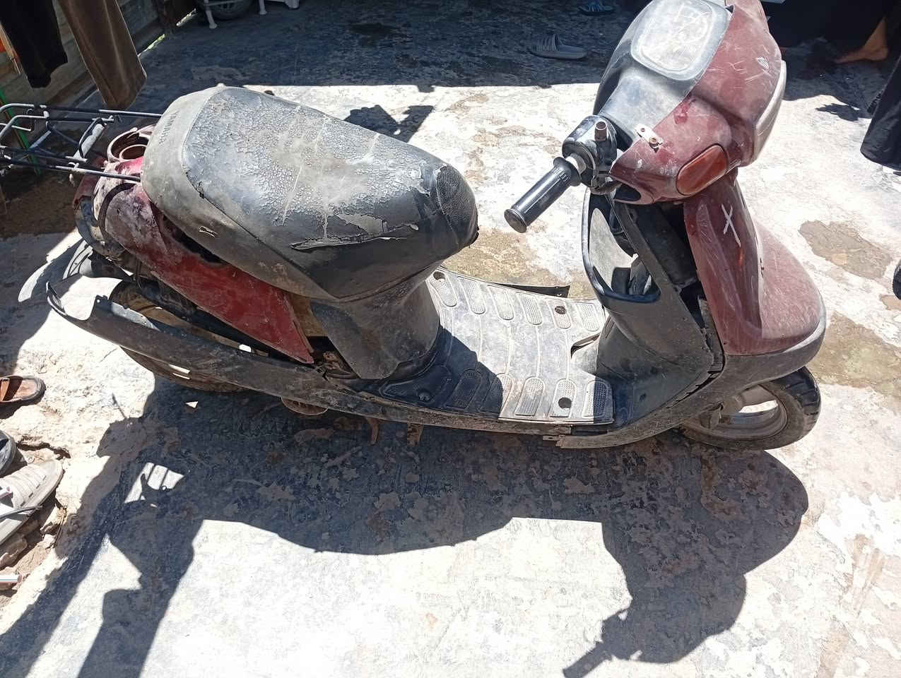 سلام عليكم دراجه للبيع ماعرف شنو عطلهه مابيهه ضفير مسويلهه جطل بيهه ناريه بس ماتشتغل ابيع كوم حديد شوفت عينك السعر 50العنوان طويريج


**إذا كنت صاحب هذا الإعلان وتريد حذفه لأي سبب، رجاءا أرسل رسالة إلى الدعم الفني**