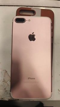 هلا  حبايب ايفون ٧ بلاص ذاكره ١٢٨ جهاز نضيف مثل مشوف مال تسألني مفتوح ...