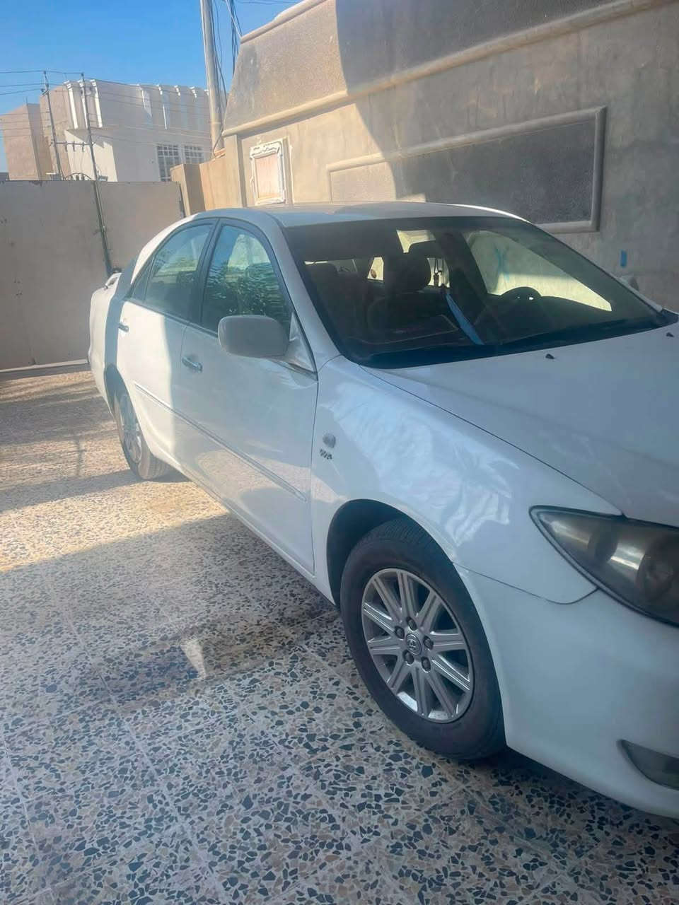 كامري 2006
خليجيه 
4  سلندر 
2400 
6قطع تبريد
دخل قماش
تلث قطع كلير وخشم البنيد 
شاشه
رقم بغداد 
التواصل 
***********
