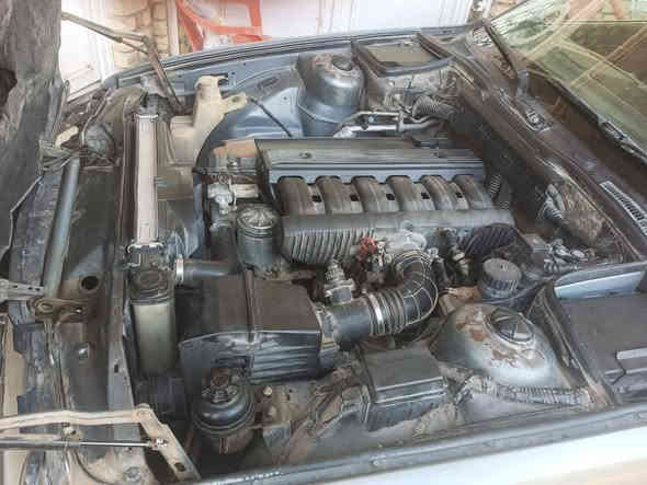 السلام عليكم بيئم 525 مديل 95 سياره نضيفه بدون نقص السعر 73 بيهه مجال العنوان النعمانيه ***********
